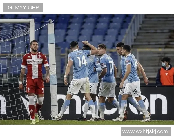 FPX战队强势领跑大师赛积分榜以92分稳居第一位置 FPX战队强势领跑大师赛积分榜以92分稳居第一位置